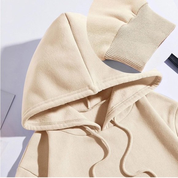 New in bag…Love Never Fails Hoodie size Large - Picture 6 of 9